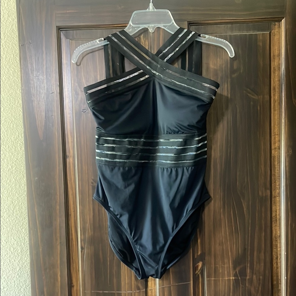 Coastal Rose Elegant Black Women's Criss Cross top One Piece Swimsuit Size M